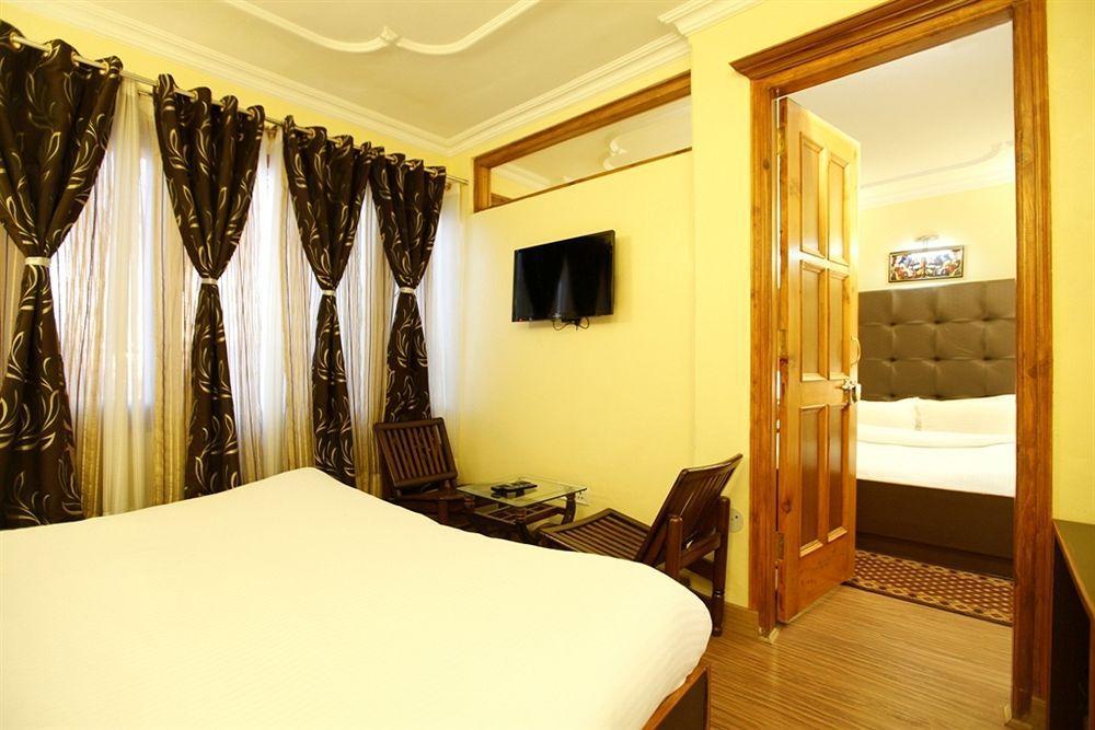 Hotel Bridge View Regency Shimla Esterno foto