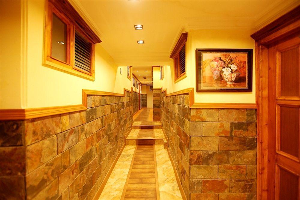 Hotel Bridge View Regency Shimla Esterno foto