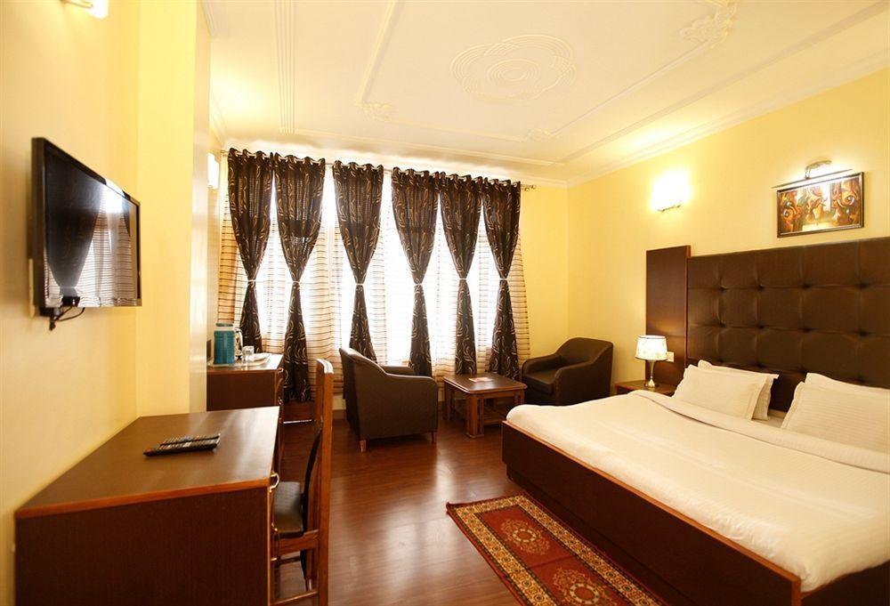 Hotel Bridge View Regency Shimla Esterno foto