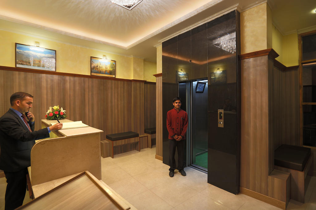 Hotel Bridge View Regency Shimla Esterno foto